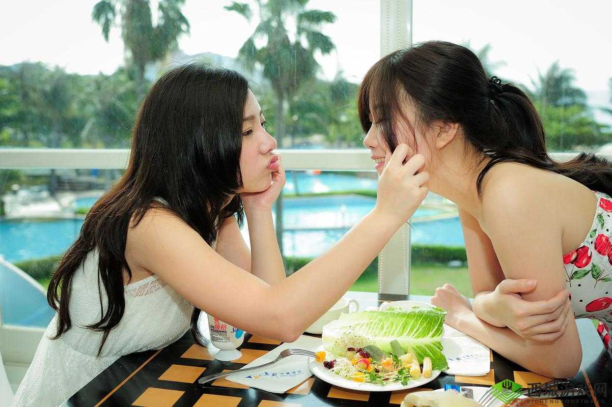 女女同さくらちゃんのふ在线观看：探索不同性取向的爱情故事